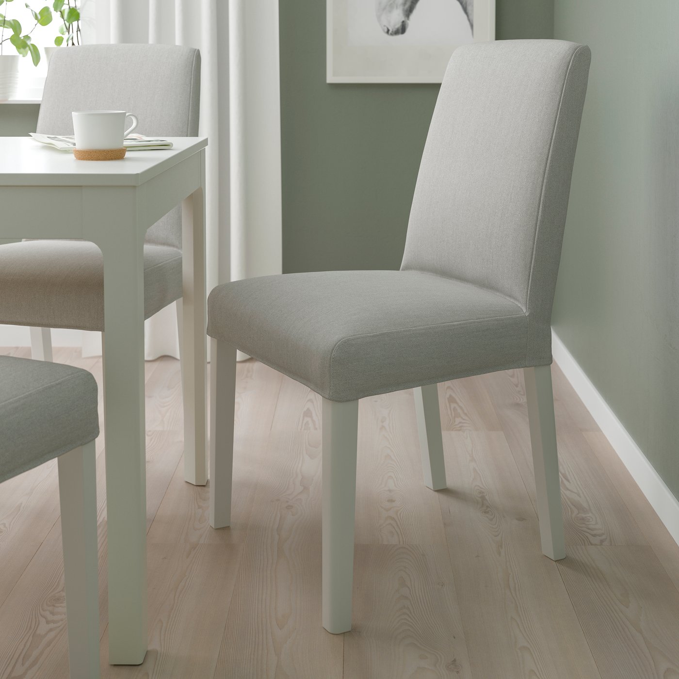 IKEA BERGMUND stol, vit/orrsta ljusgrå
