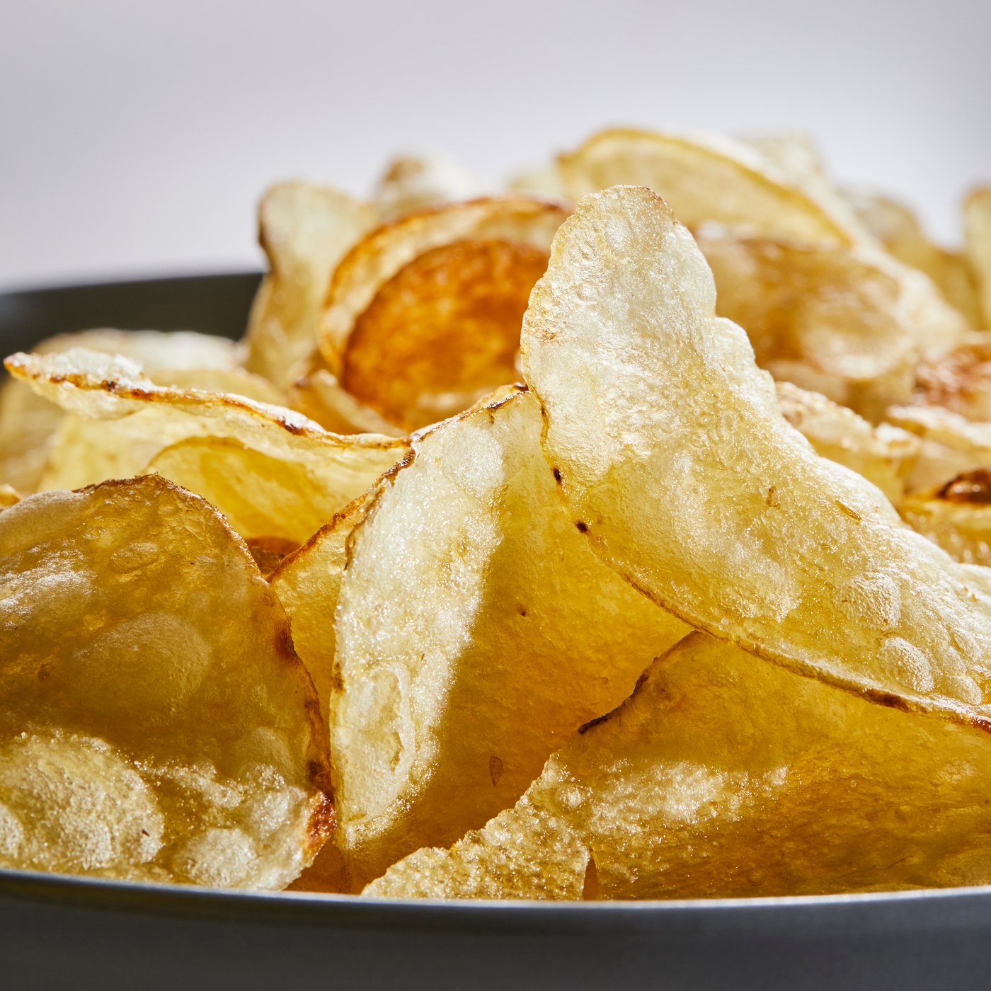 A salted ENSTÄMMIG potato crisps