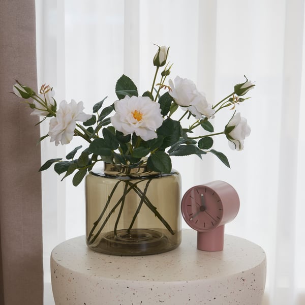 An in/outdoor/Rose white SMYCKA artificial flower