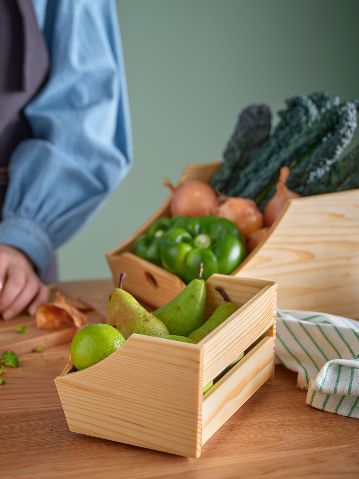 En CHOKLADHAJ behållare i trä
