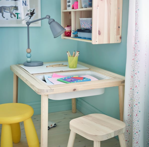 Taburete de cocina para niños pequeños/mesa y taburete todo en uno -   España