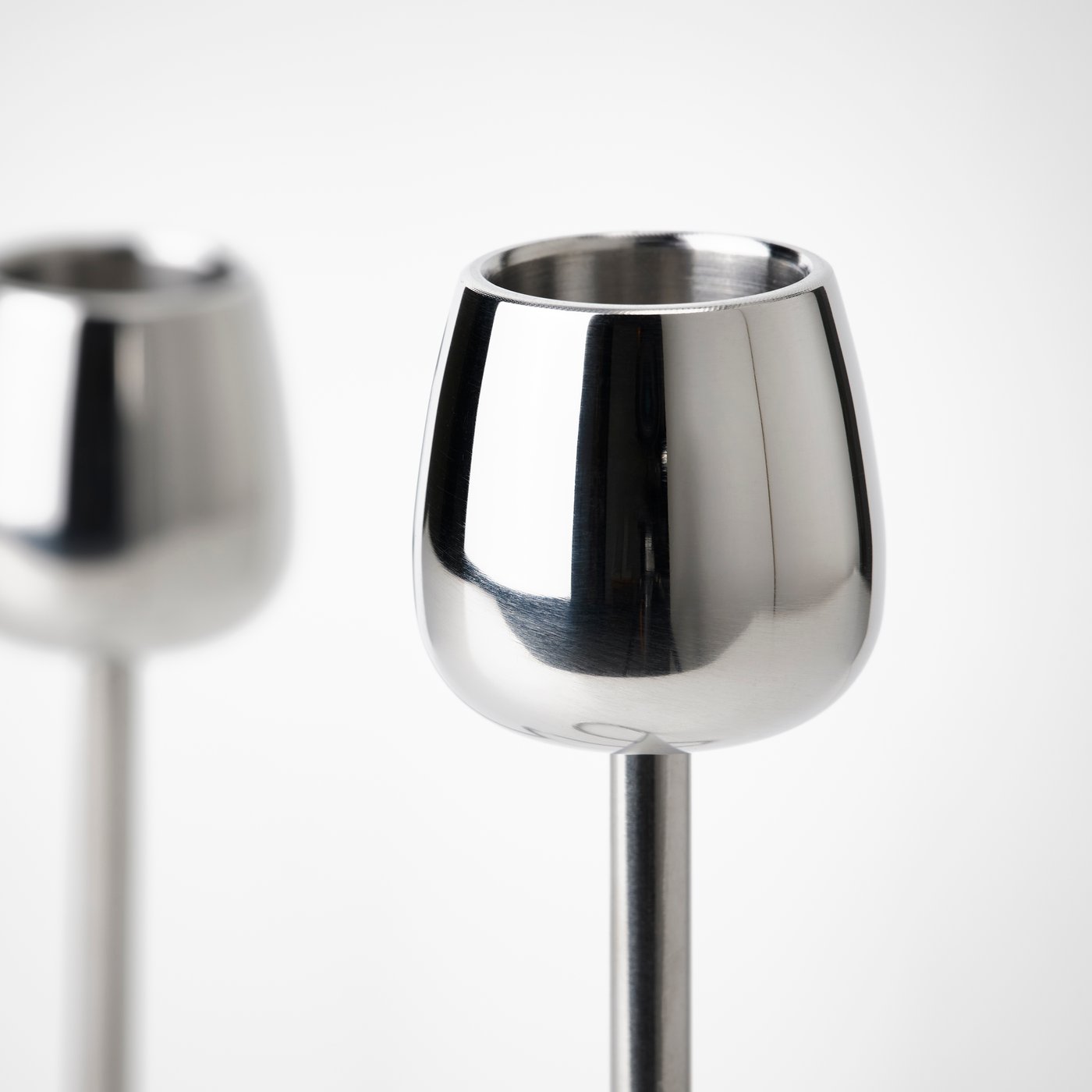 Stříbrný svícen SILVERPÄRON pro 2 svíčky.