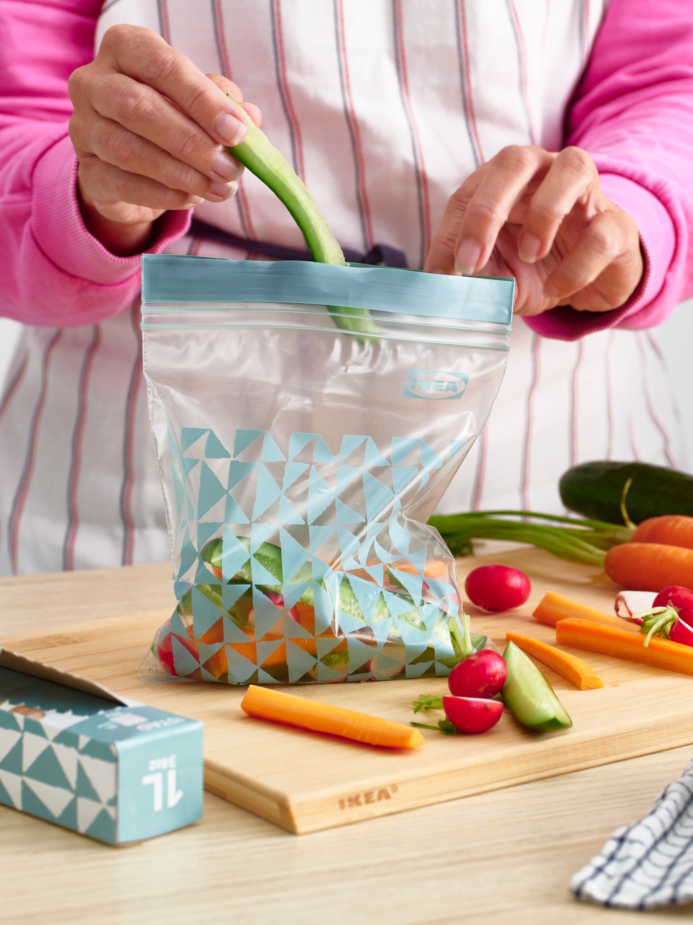 A patterned/pale grey-green ISTAD resealable bag