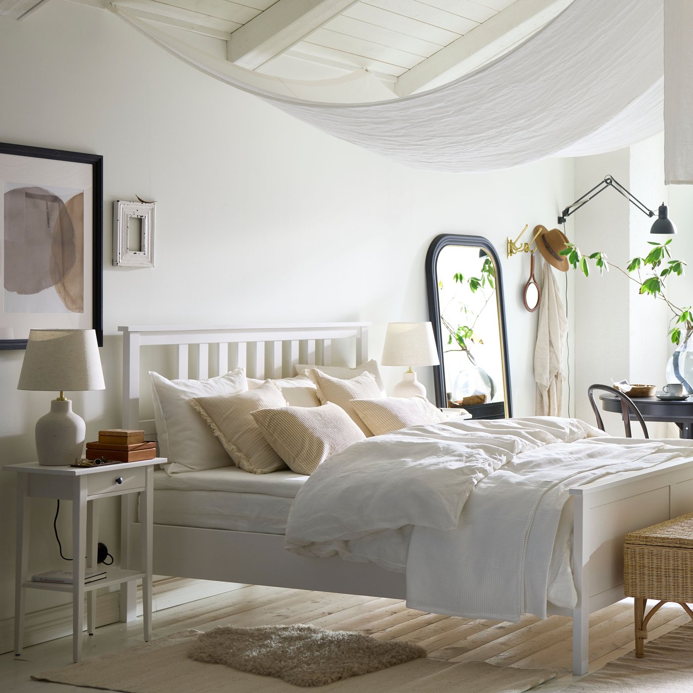 Inspiring white bedroom ideas for all types of room - IKEA UK