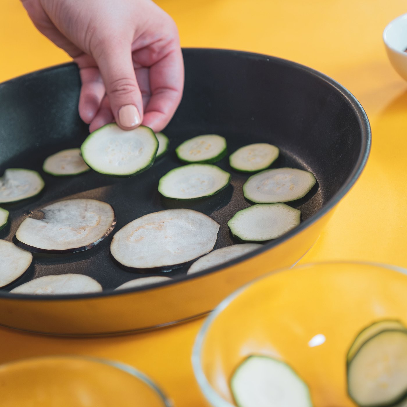 Verdure affettate stese in padella IKEA 365+