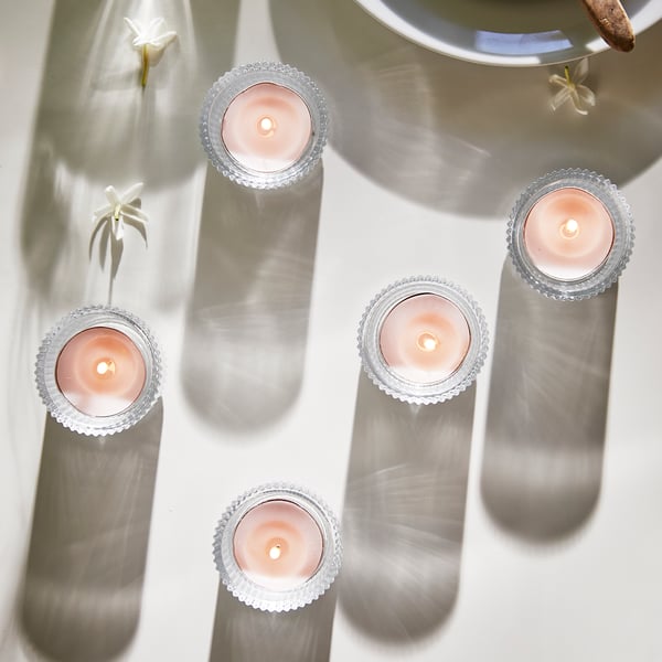 A Jasmine/pink LUGNARE scented tealight
