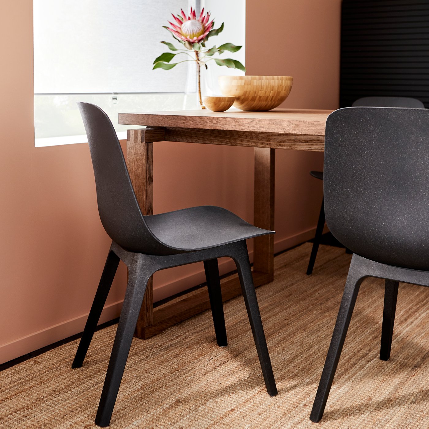 A bamboo BLANDA MATT serving bowl in the dining room