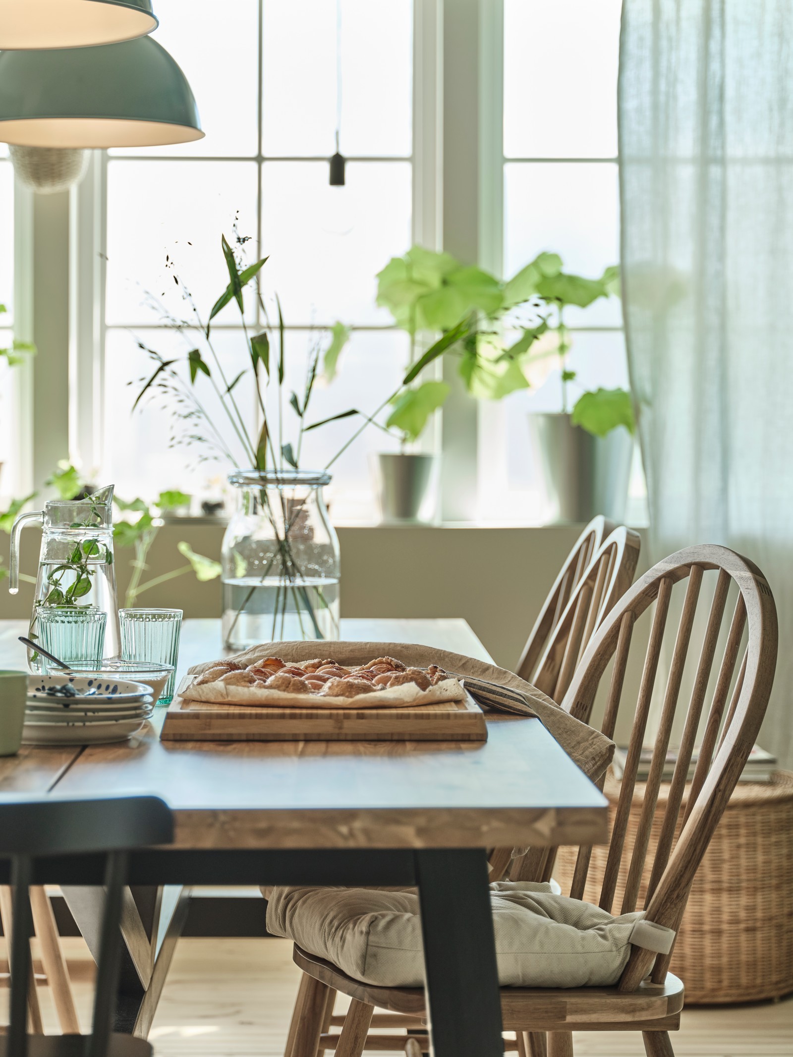 Affordable Dining Tables - IKEA