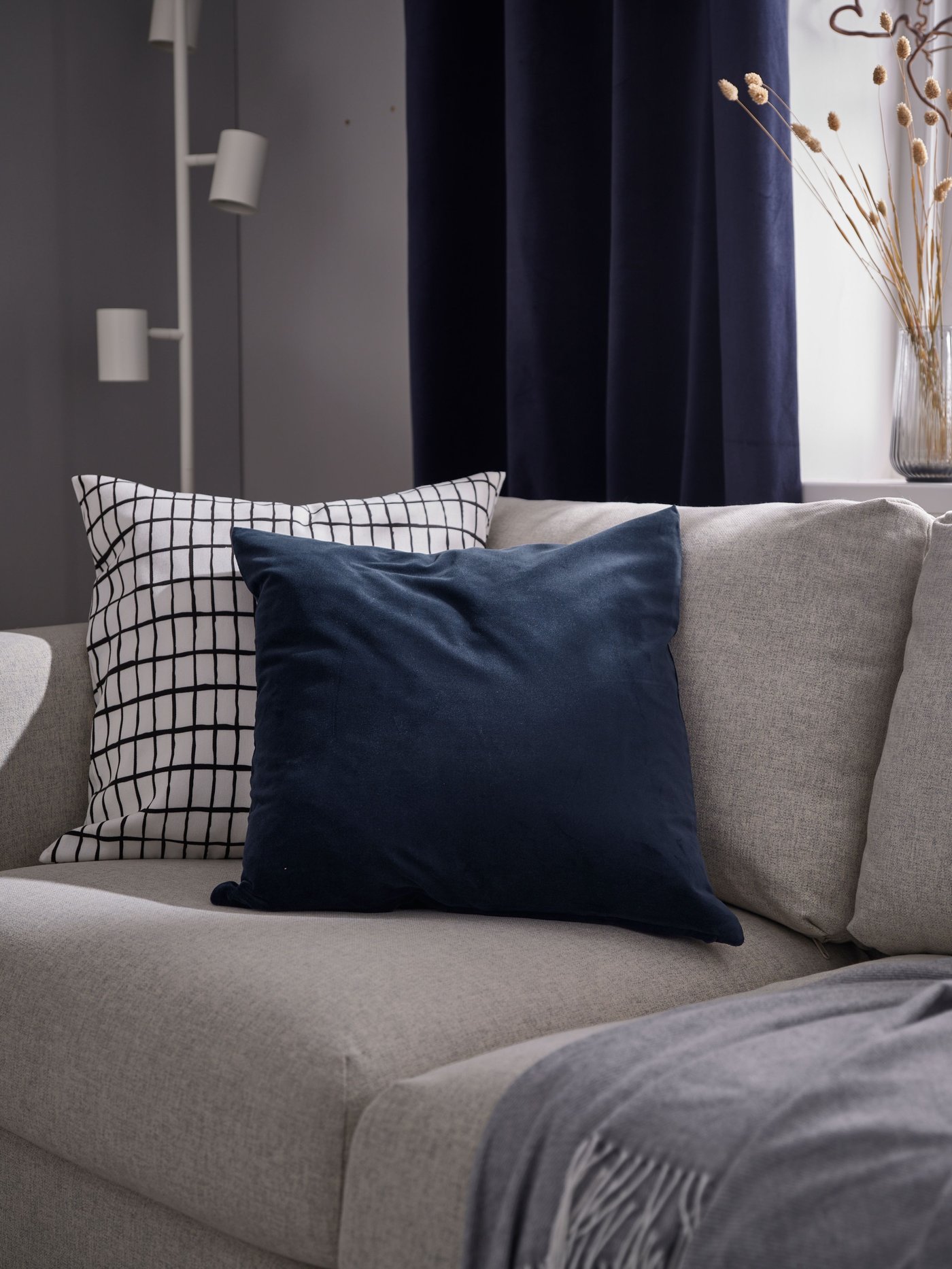 Imagen que lleva a página de cojínes y fundas.