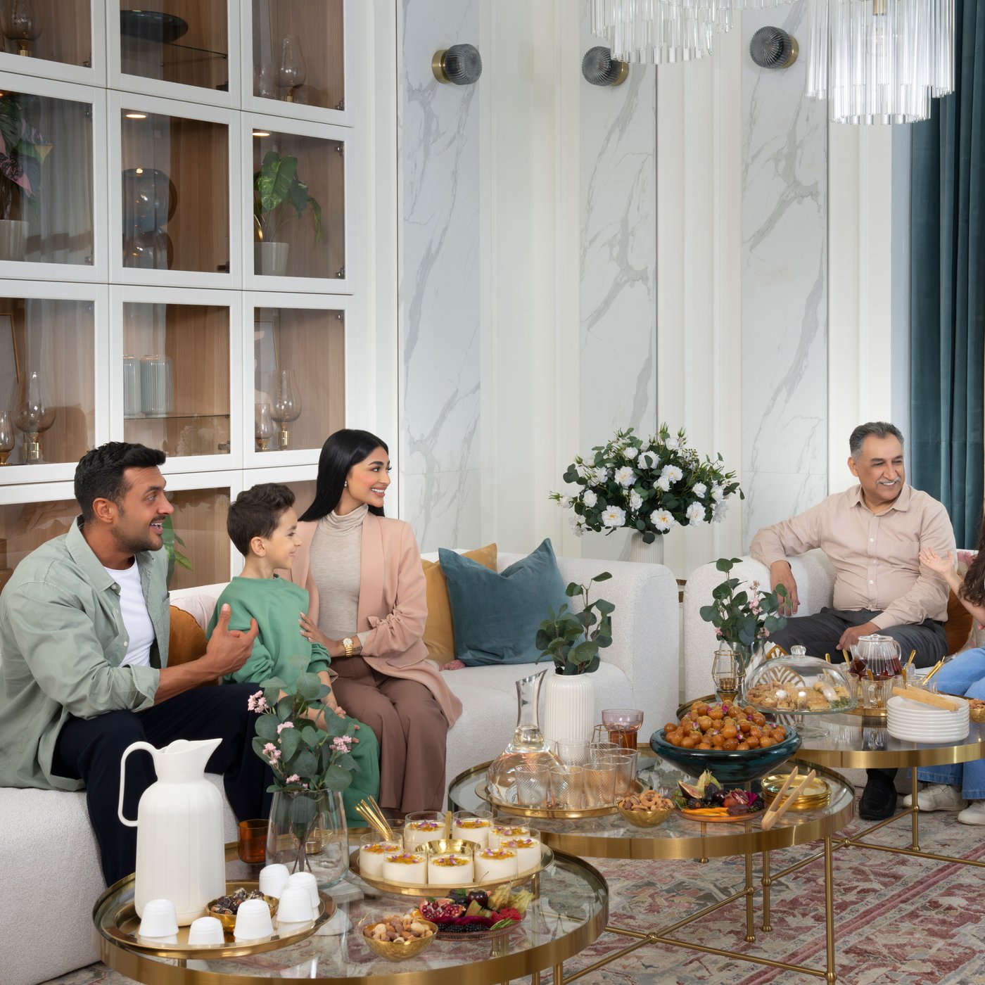 A gold effect/glass TORSJÖ coffee table in the living room