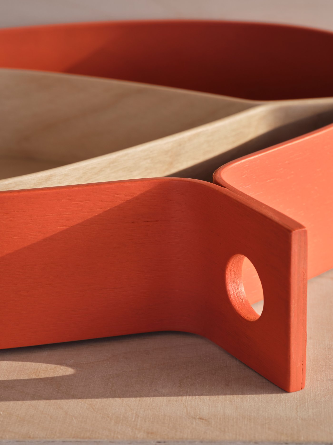 meuble de couleur terracotta