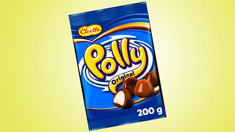 POLLY vaahtotäytekarkkipussi kellertävän taustan edessä.