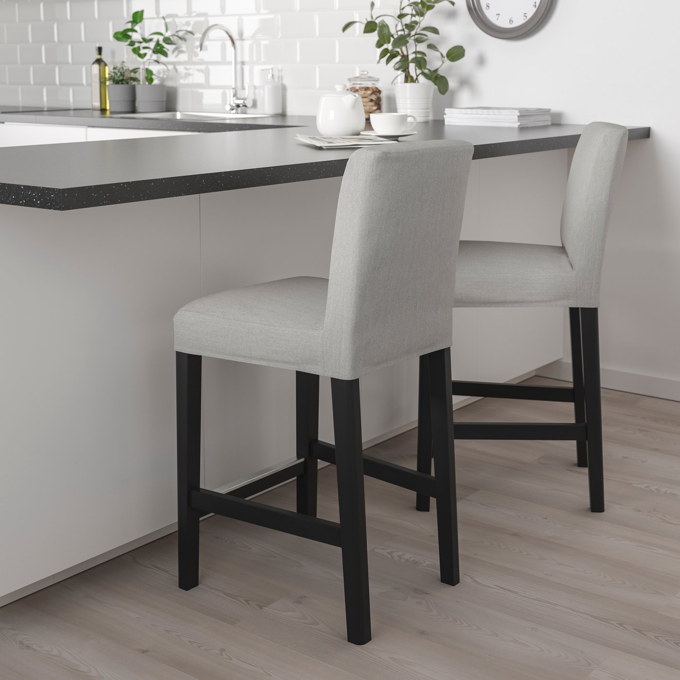 A counter height black/Orrsta light grey BERGMUND bar stool with backrest