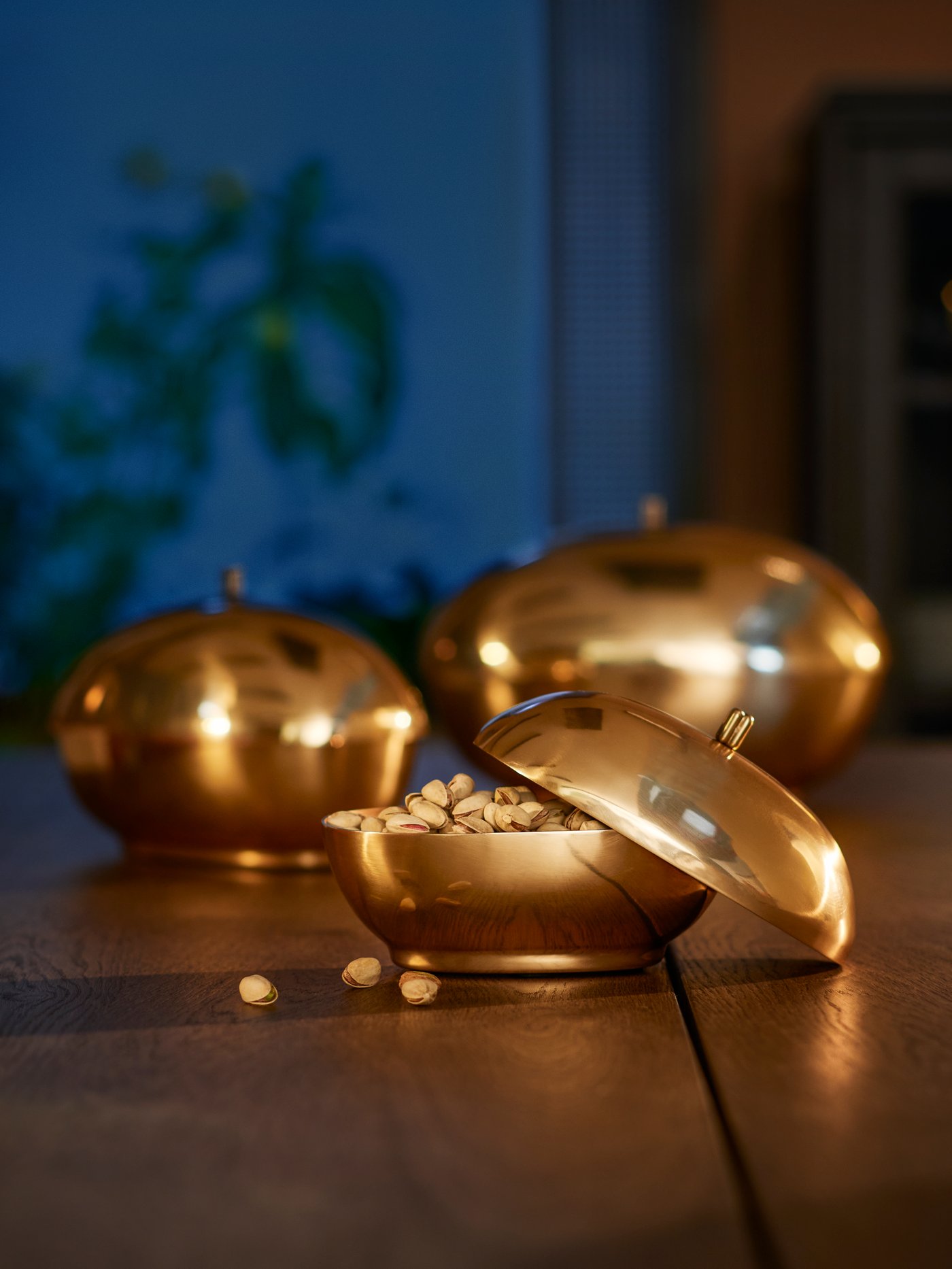 وعاء لتقديم الطعام