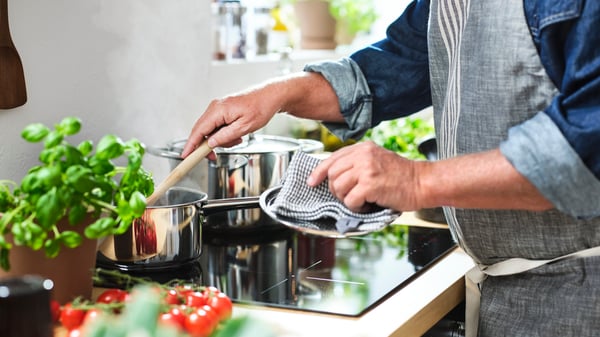 An IKEA 300 black MATMÄSSIG induction hob