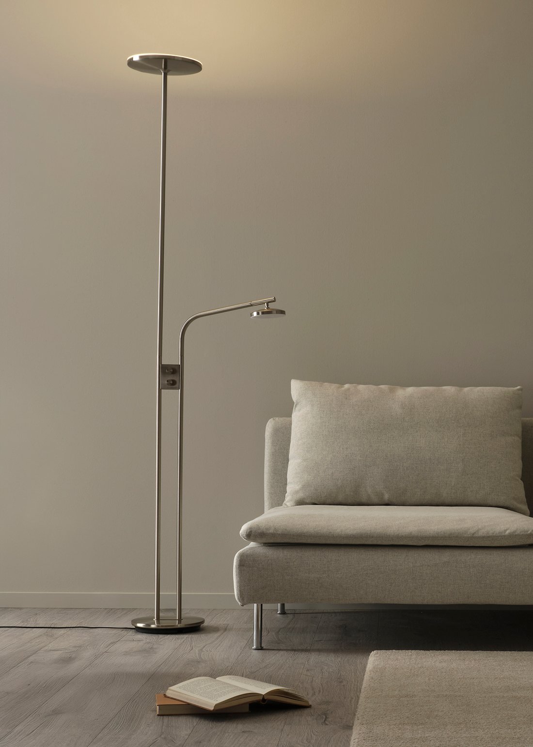 Floor lamp
