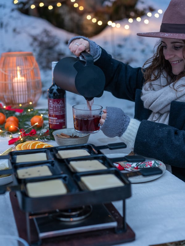 Eine handgemachte Bambuslaterne von HÖVISK für Blockkerzen