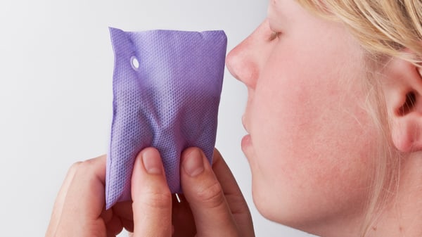 A Lavender KROPPSVARM potpourri in a bag