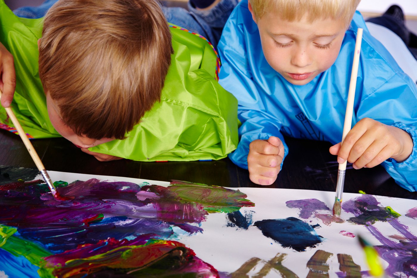 Kids painting 