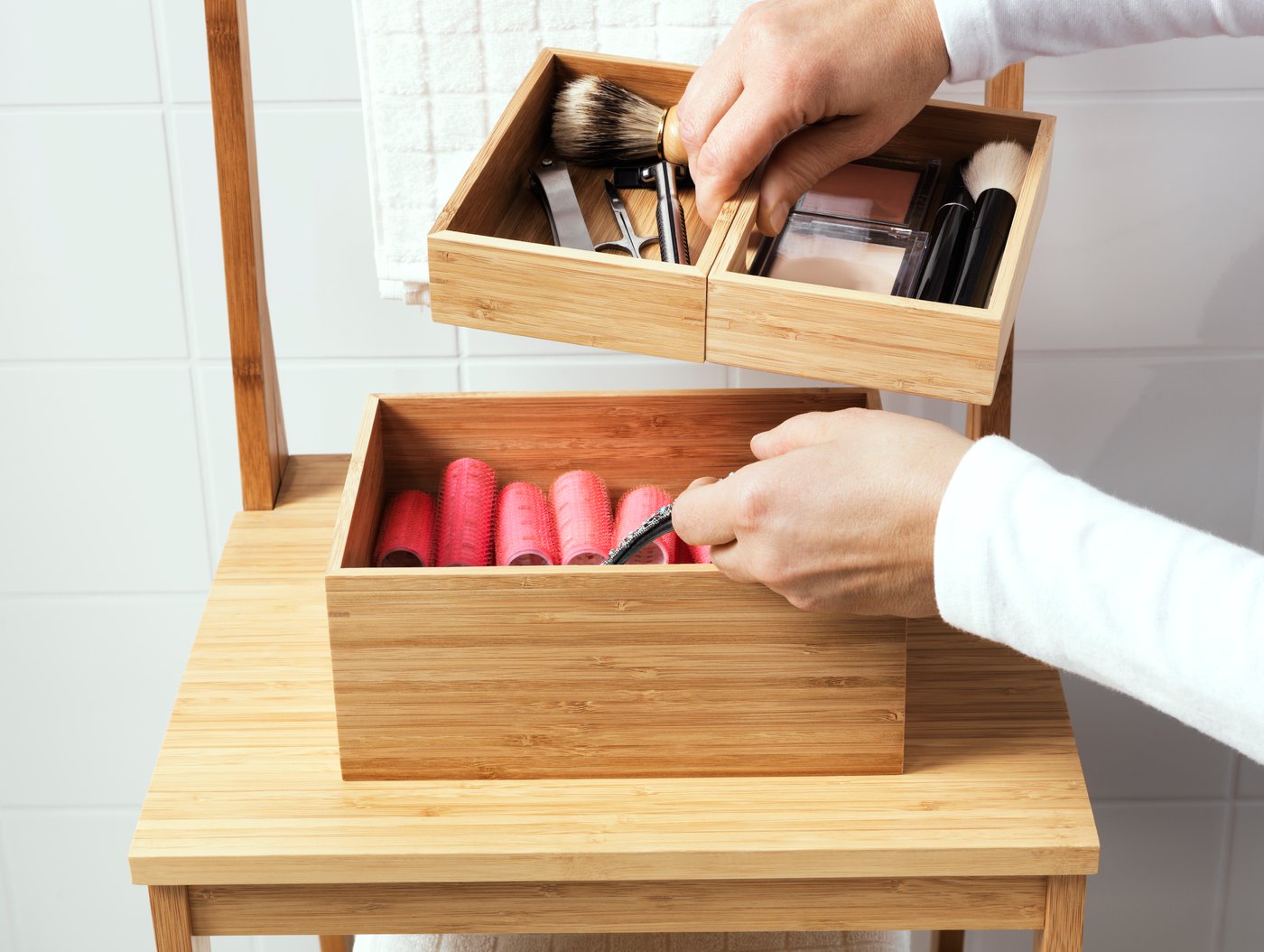 A bamboo DRAGAN box
