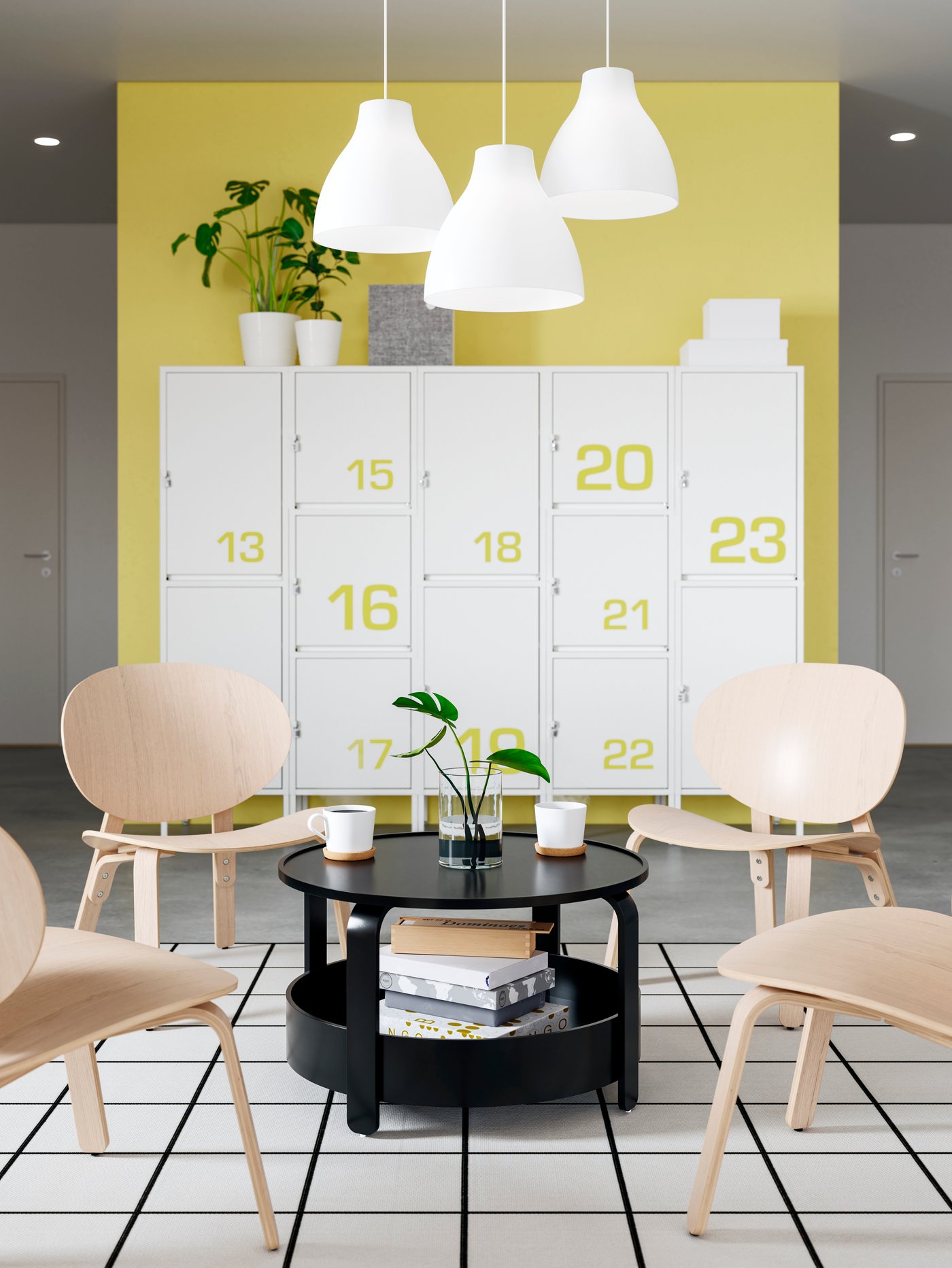Habitación moderna con cuatro sillones alrededor de una mesa de centro negra con una combinación de almacenaje detrás y una alfombra.