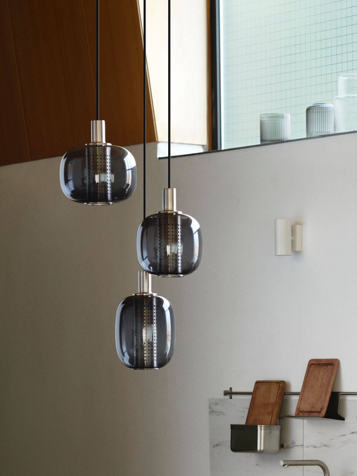 A nickel-plated/grey glass HÖGVIND pendant lamp with 3 lamps.