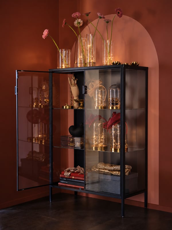 Display cabinet