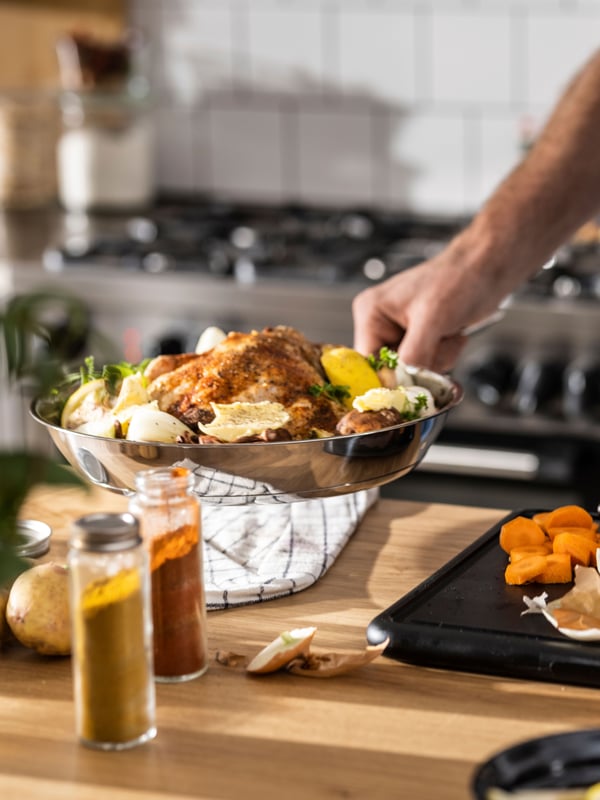 A stainless steel/non-stick coating IKEA 365+ frying pan