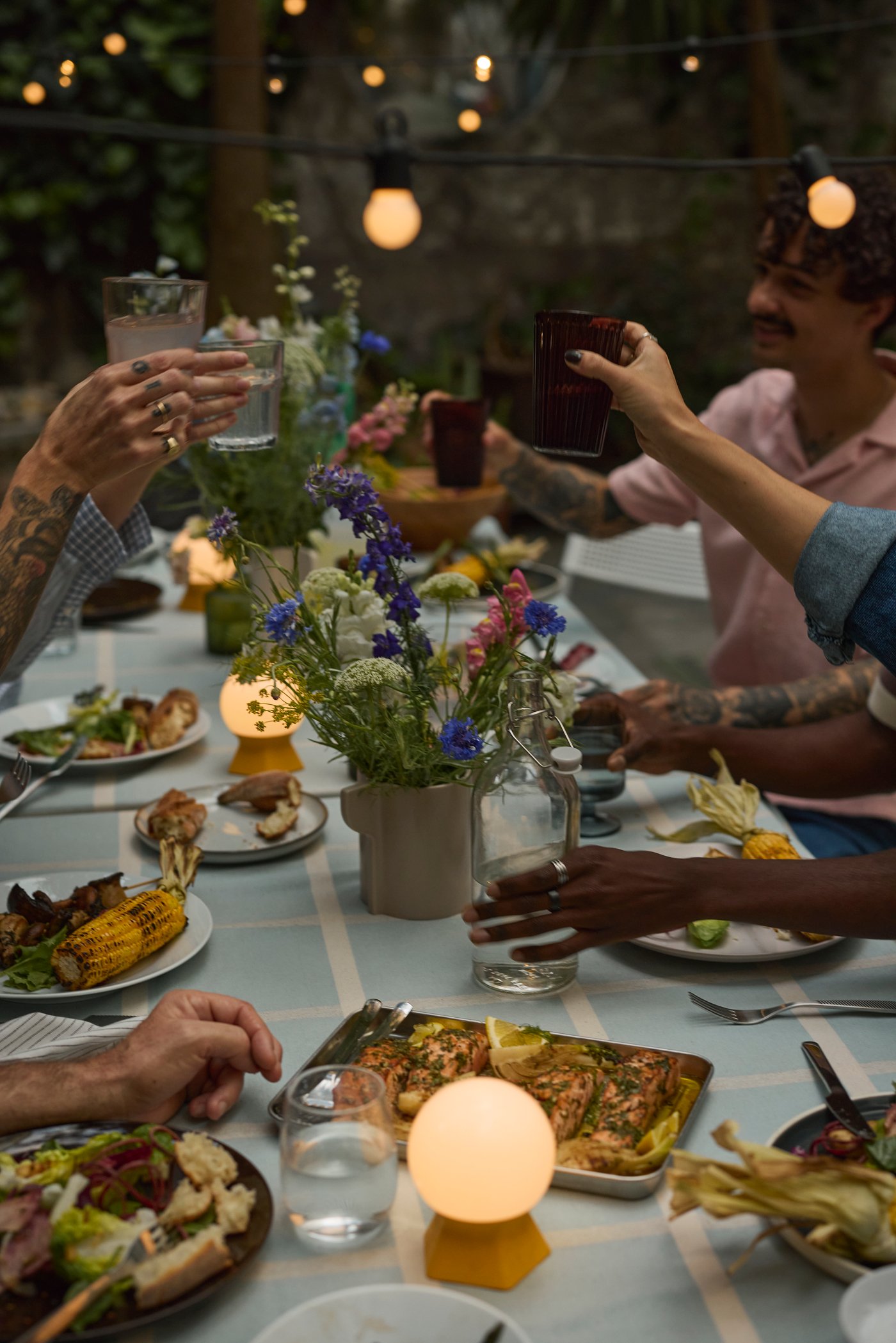 A clear glass STORSINT glass