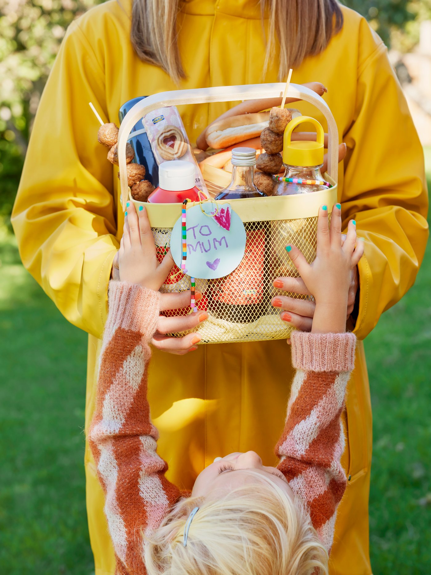 A light yellow RISATORP basket