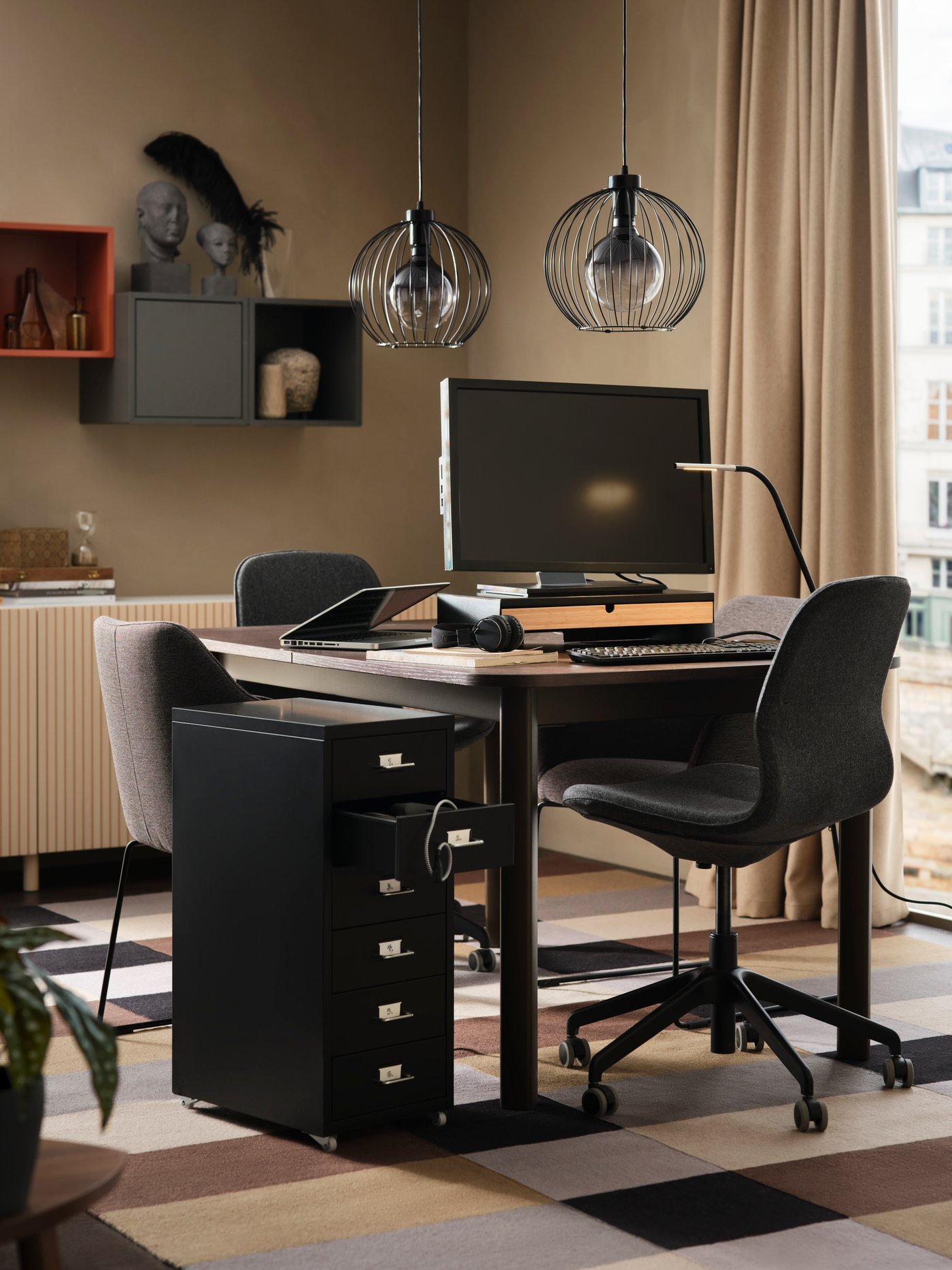 An anthracite ELLOVEN monitor stand with drawer