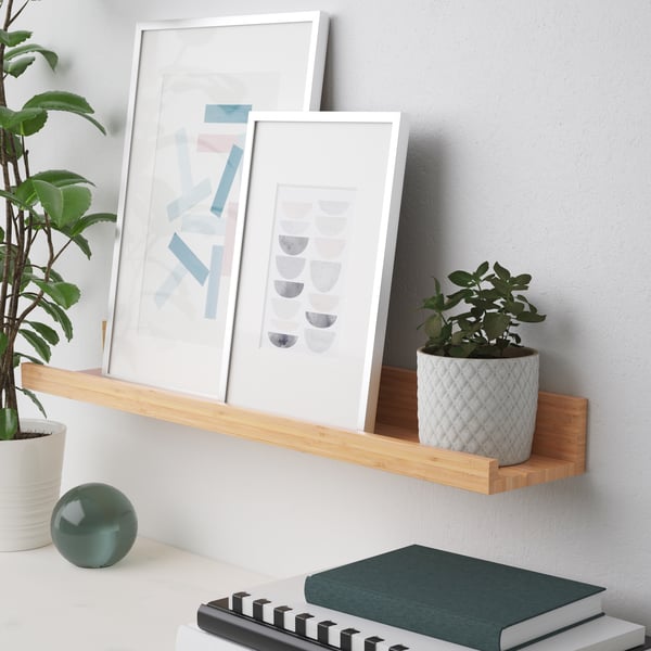 A bamboo MÅLERÅS picture ledge