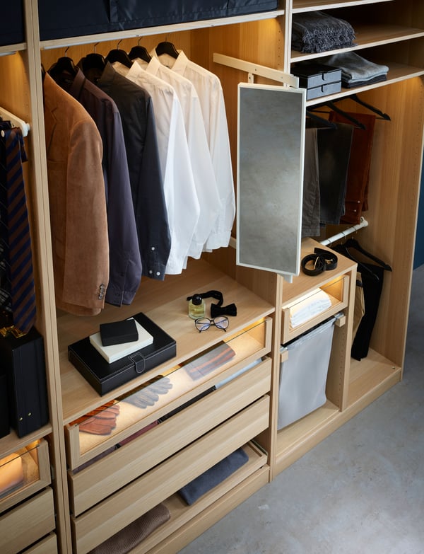 A PAX 5.36 wrd/sch/mb 100x60x236 wsoe/Forsand  in the bedroom