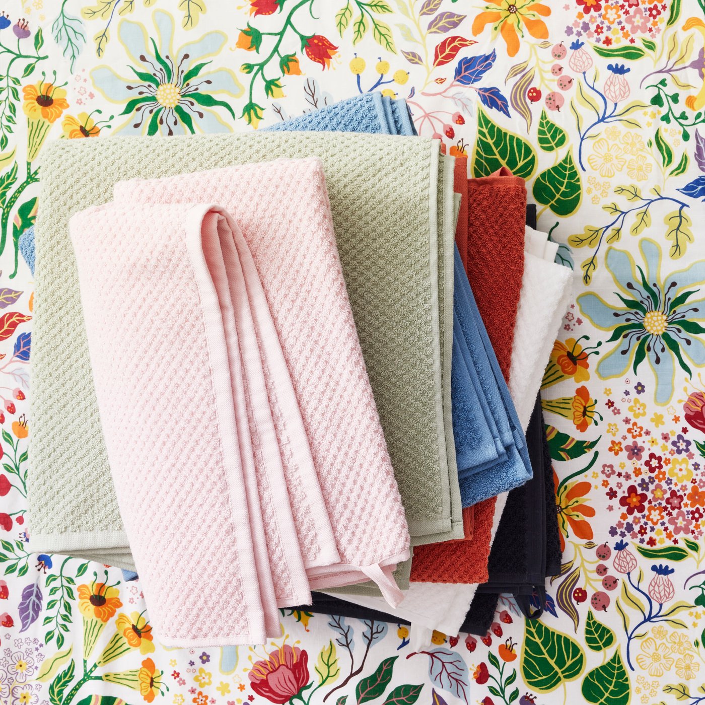 A white GULVIAL guest towel