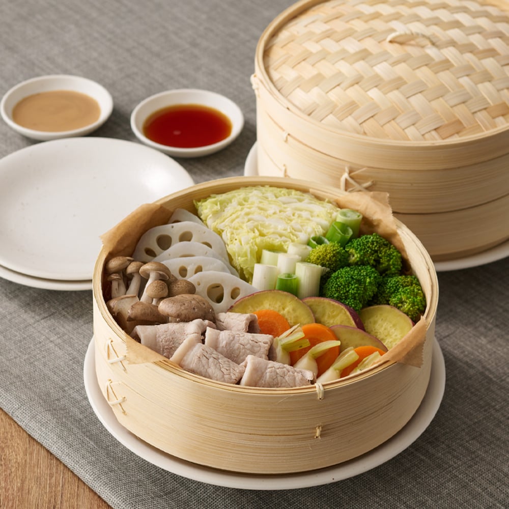 KLOCKREN クロックレン 蒸し器にお肉やお野菜を入れた蒸し料理。