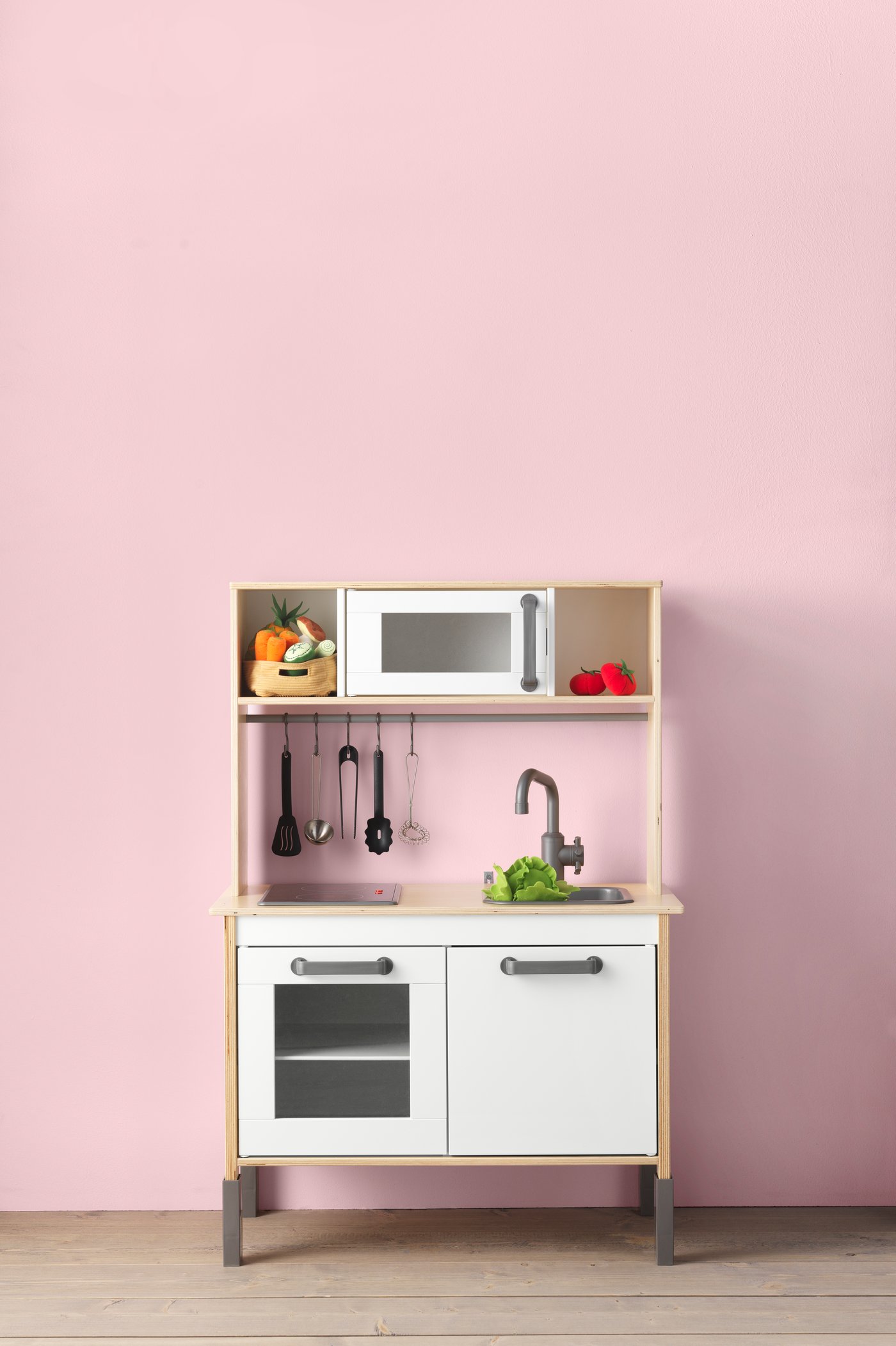 A birch DUKTIG play kitchen