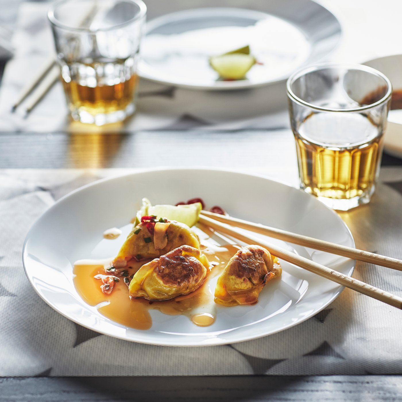 A white OFTAST plate