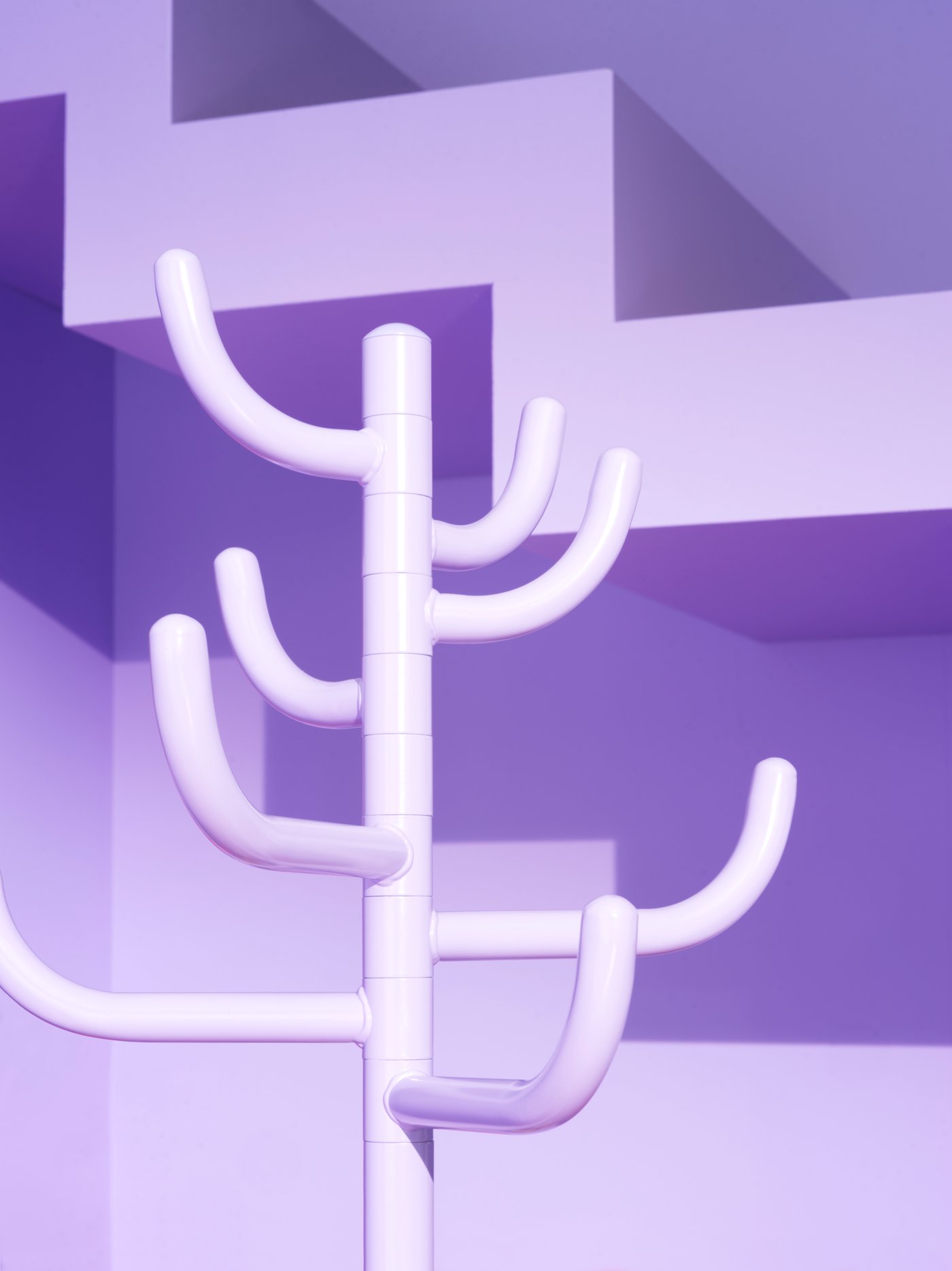 A lilac BONDSKÄRET hat and coat stand