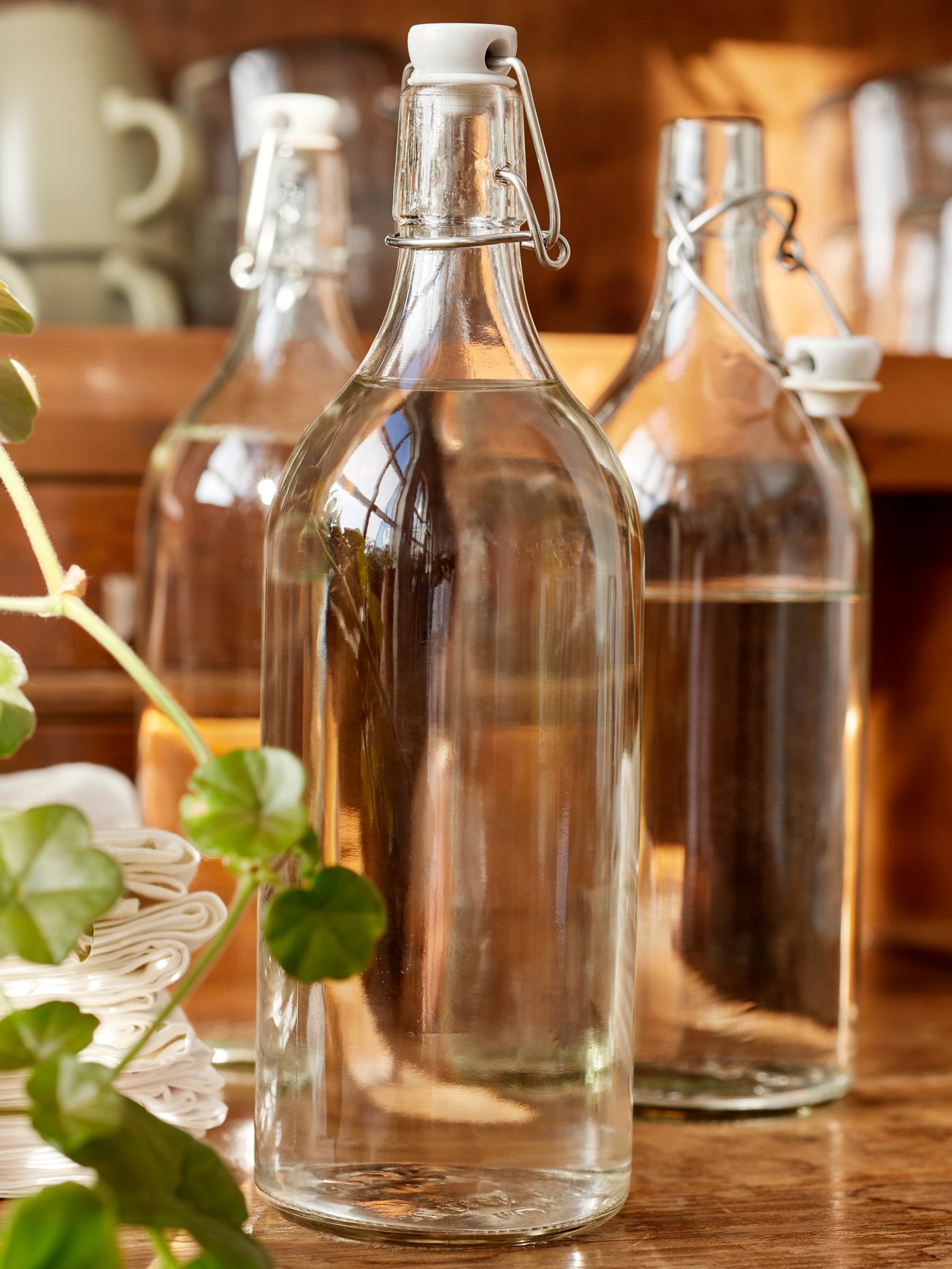 A white ANSELINA napkin