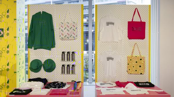 アニバーサリーコレクション「AURTIENDE/アウルティエンデ」が飾られている。