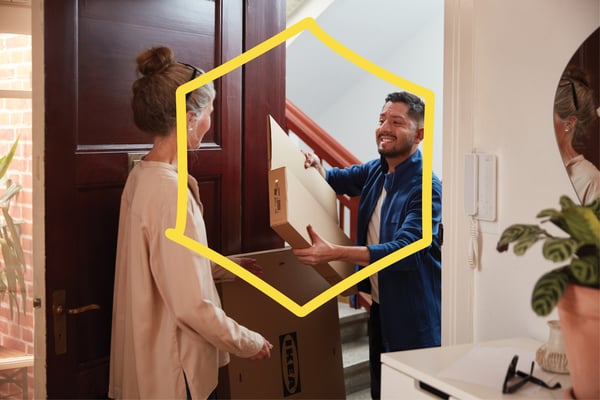 Customer recieving a delivery
