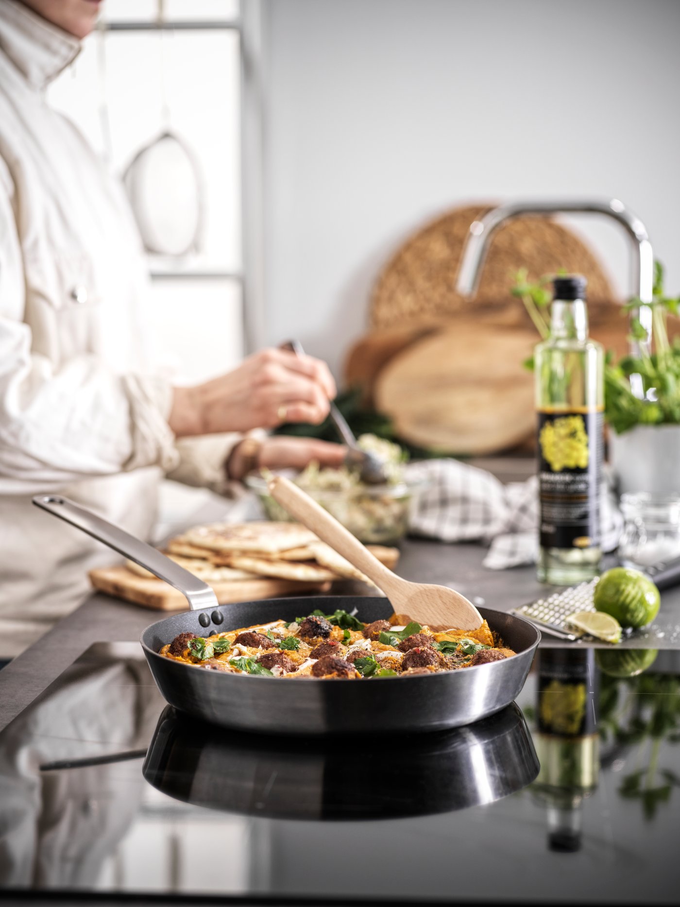 An IKEA 365+ frying pan in the kitchen