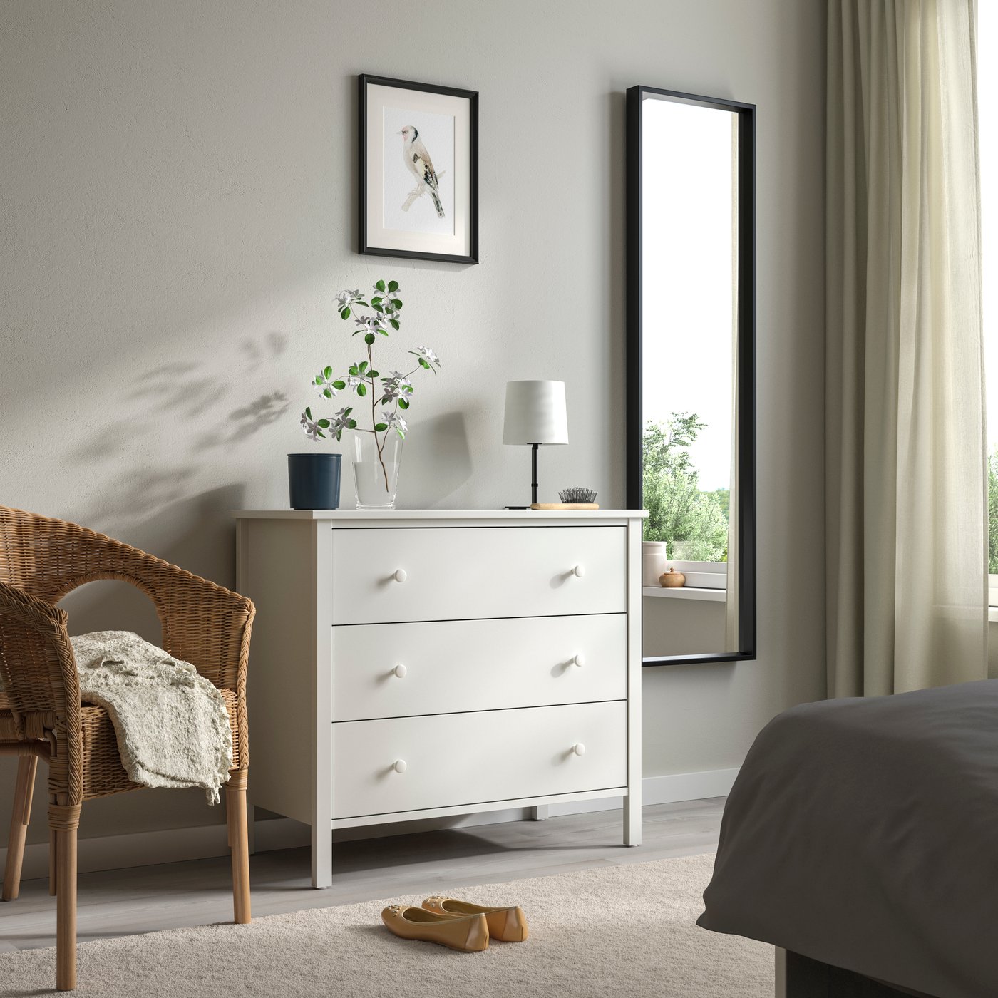 A white/anchor/unlock-function KILBERGET chest of 3 drawers