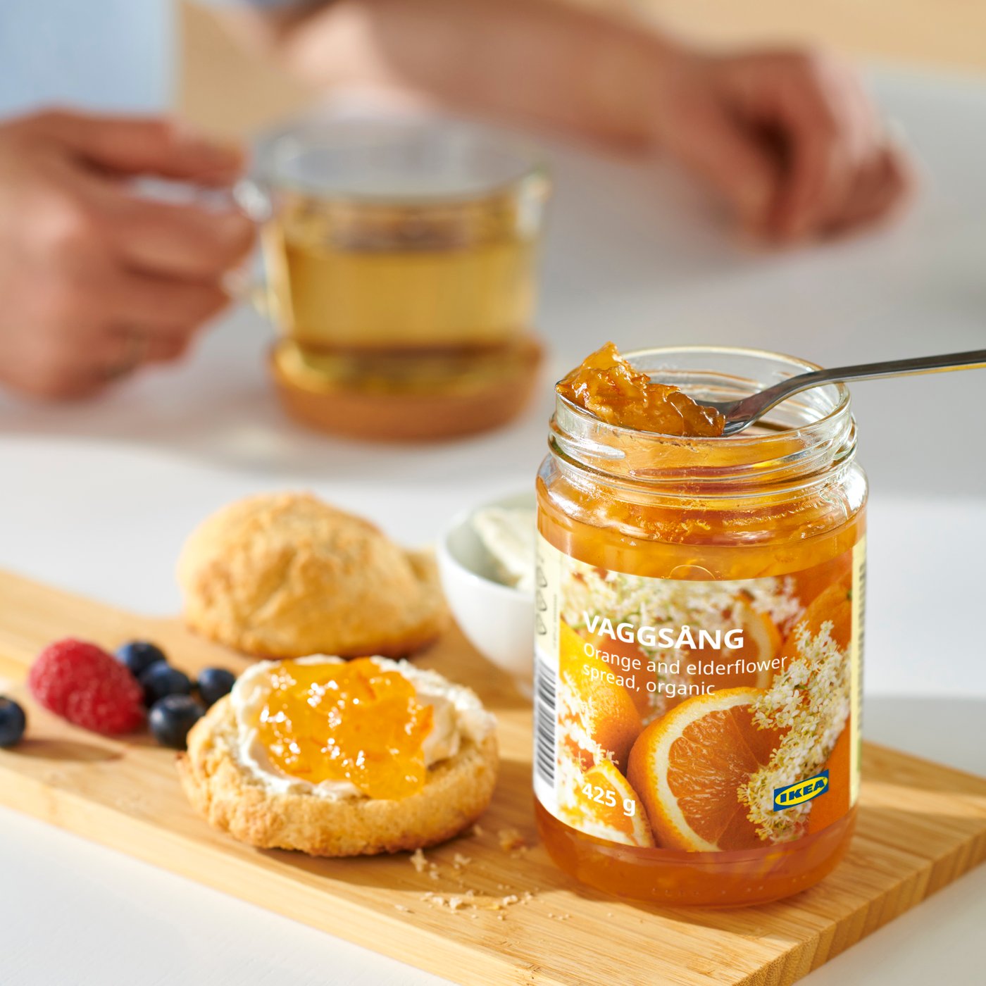 An organic VAGGSÅNG orange and elderflower spread