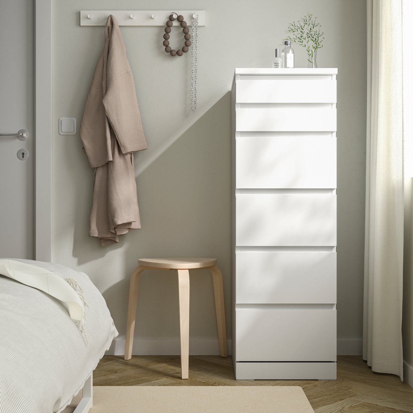 A white/mirror glass MALM chest of 6 drawers