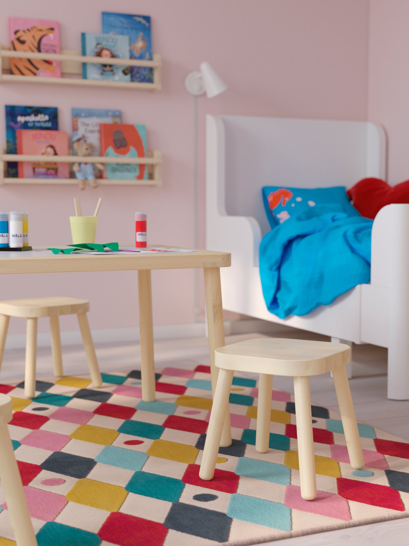 A pine FLISAT children's stool