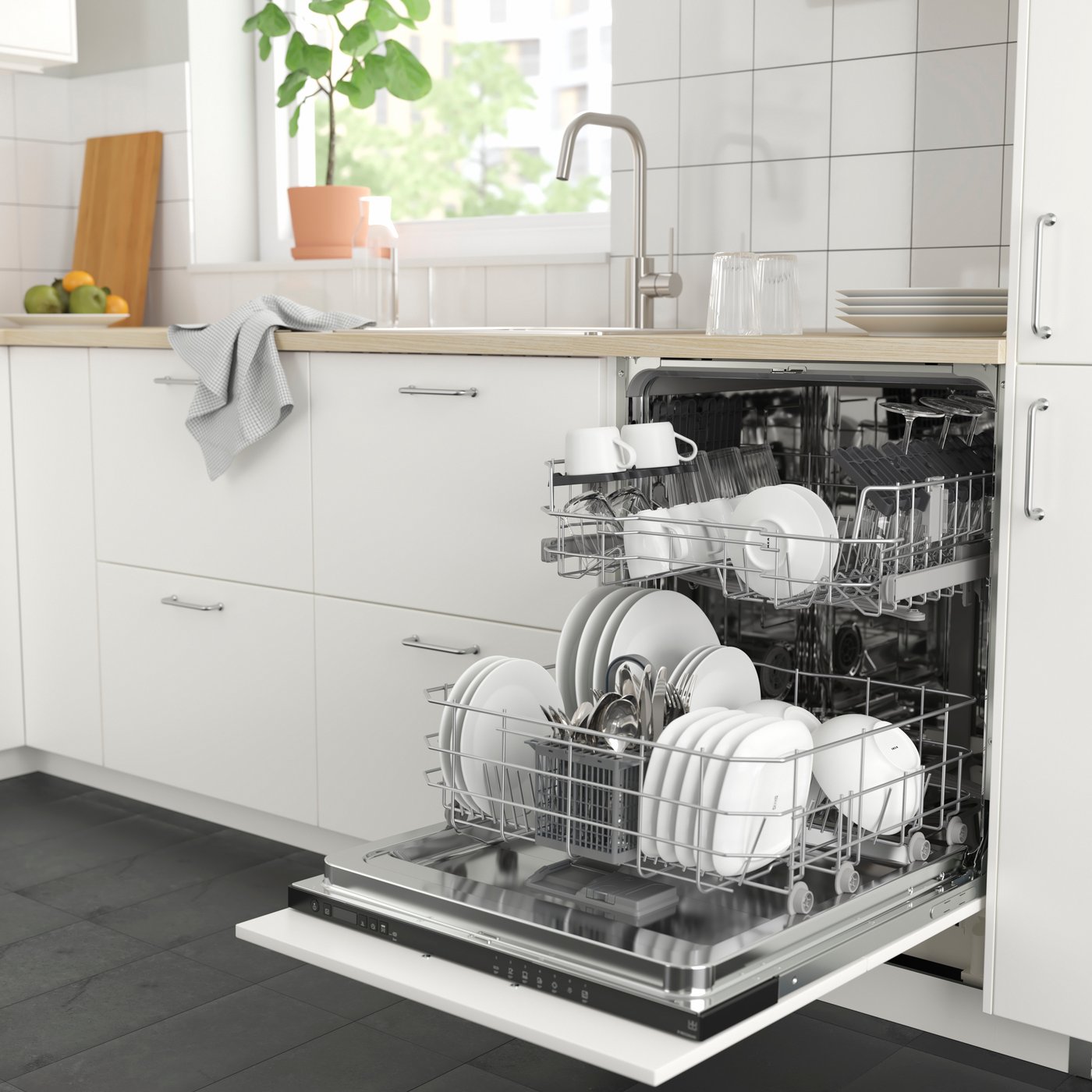 An IKEA 300 RENGÖRA integrated dishwasher
