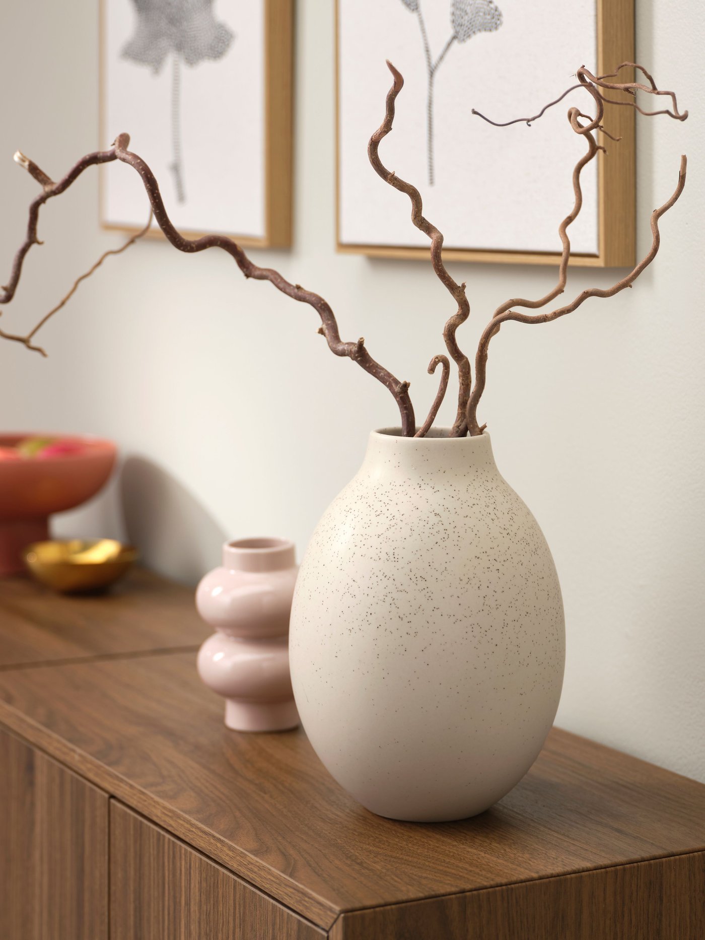 A beige BLODBJÖRK vase