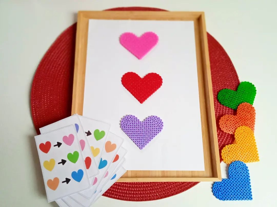 A cuentas de PYSSLA de colores mezclados