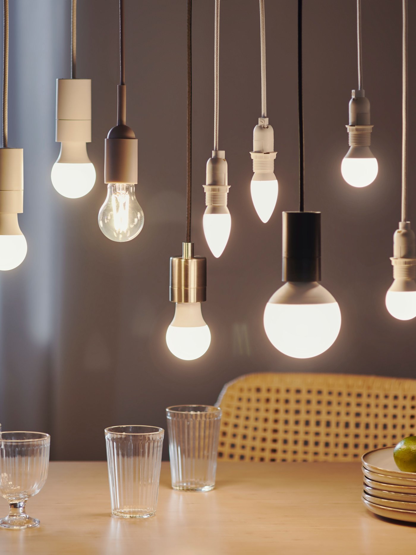 A globe opal white SOLHETTA LED bulb E14 470 lumen